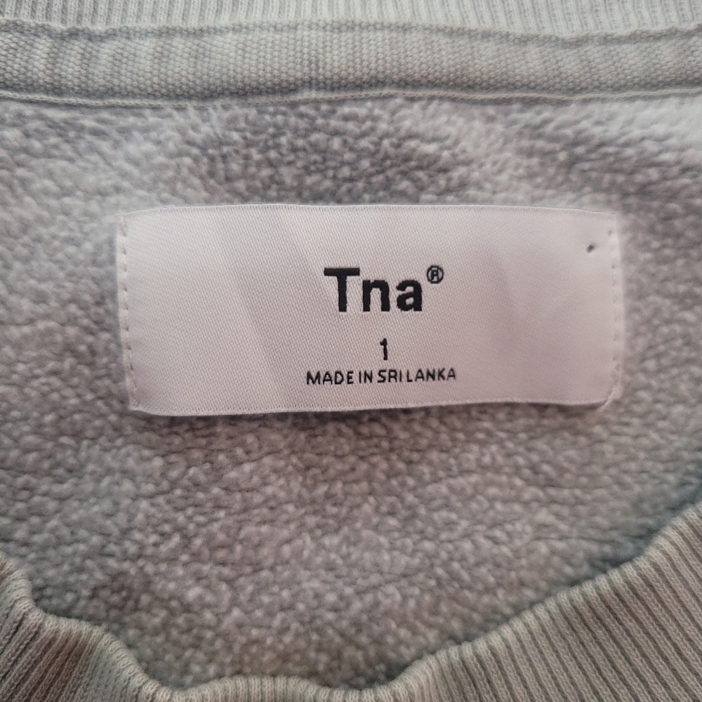 Aritzia Tna Cozy Fleece Oversized Crew Grey Sweatshirt - Picture 6 of 9